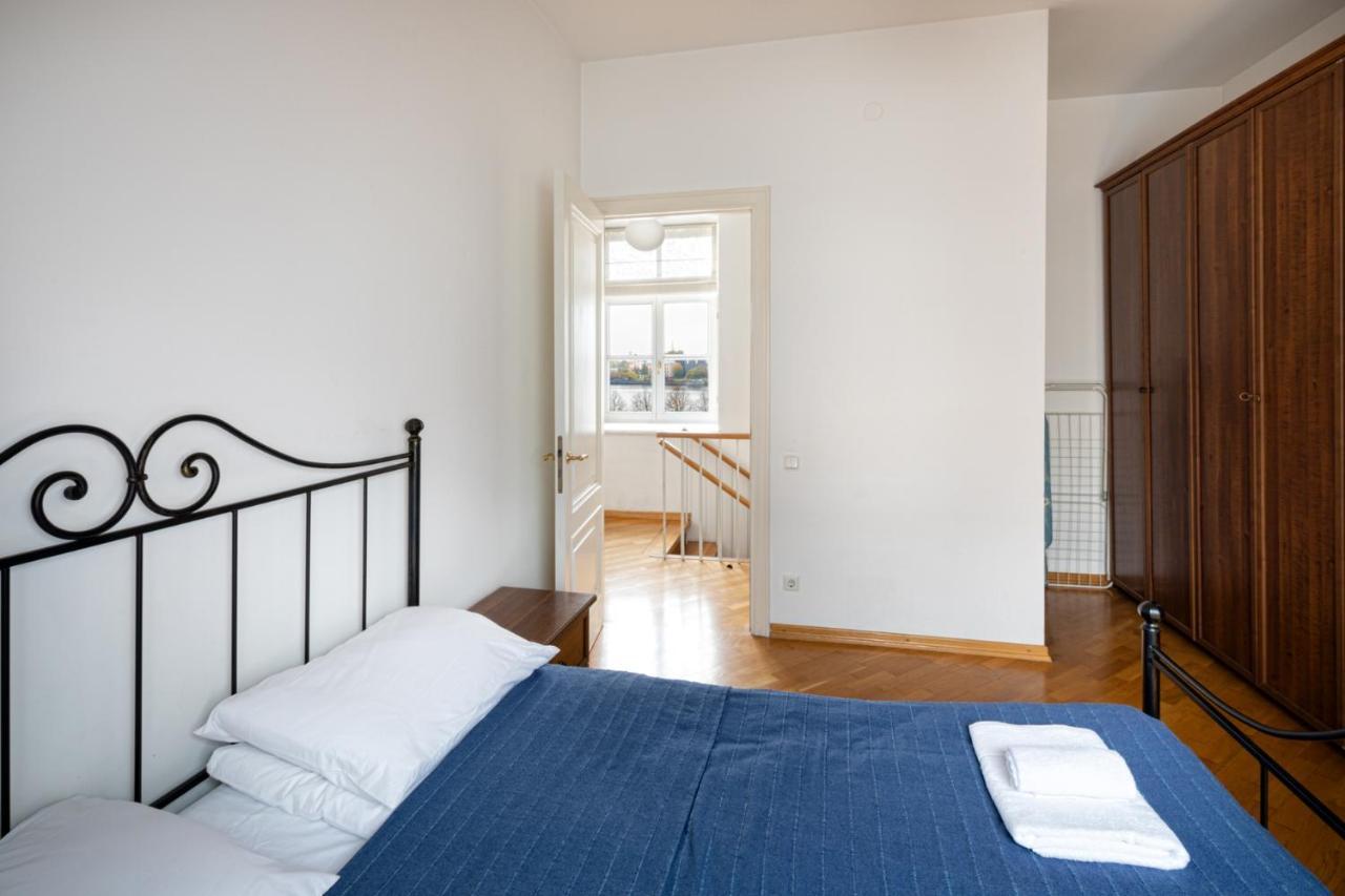 Old Riga Two Floor Palasta Loft Apartment With River View المظهر الخارجي الصورة