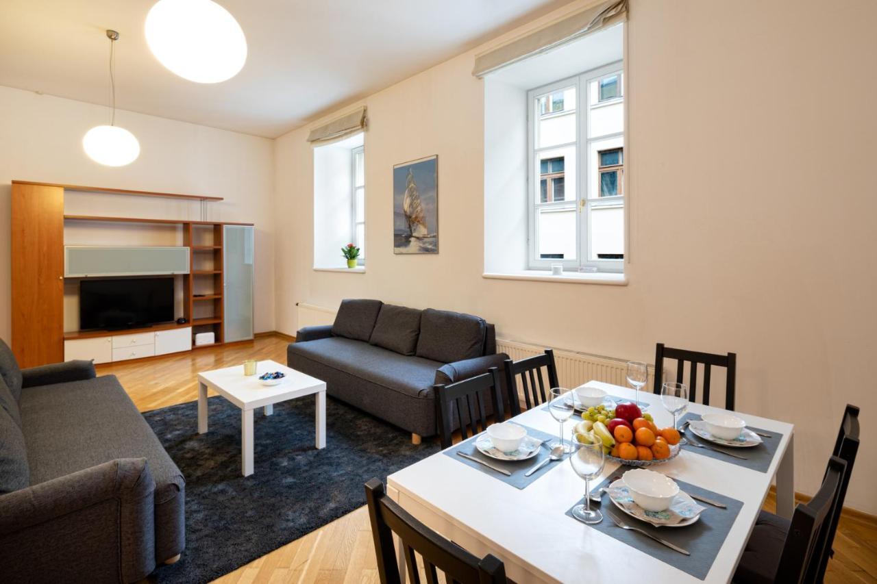 Old Riga Two Floor Palasta Loft Apartment With River View المظهر الخارجي الصورة
