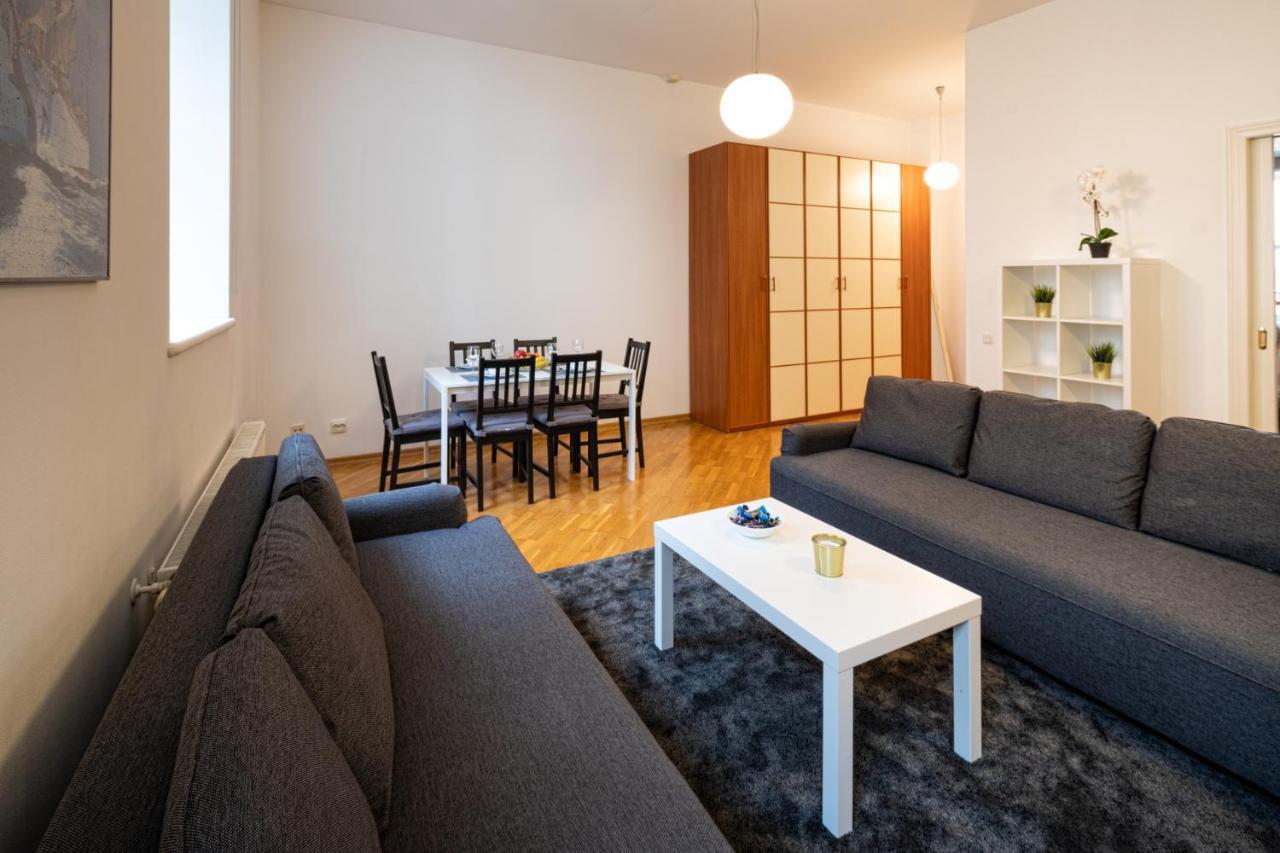 Old Riga Two Floor Palasta Loft Apartment With River View المظهر الخارجي الصورة
